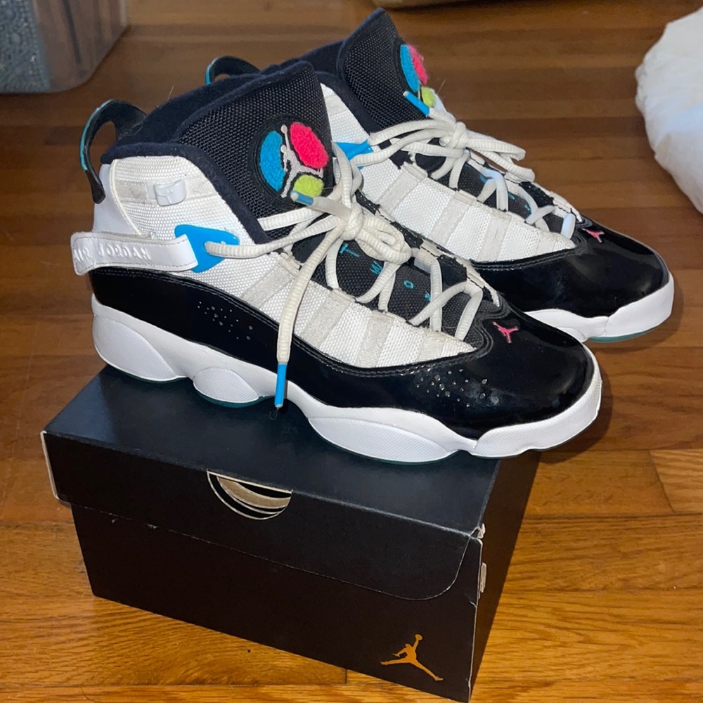 Jordan 6 Rings Size Youth 6.5 (black white pink blue green)